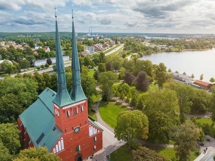 Rundreisen Schweden: Ein Hotel, viele Erlebnisse zwischen Seen, Schlössern und Sommerfrische 8-tägig inkl. Flüge 3.5-Sterne-Hotel mit Halbpension I Unkategorisiert online kaufen Rundreisen Schweden: Ein Hotel, viele Erlebnisse zwischen Seen, Schlössern und Sommerfrische 8-tägig inkl. Flüge 3.5-Sterne-Hotel mit Halbpension I Unkategorisiert online kaufen